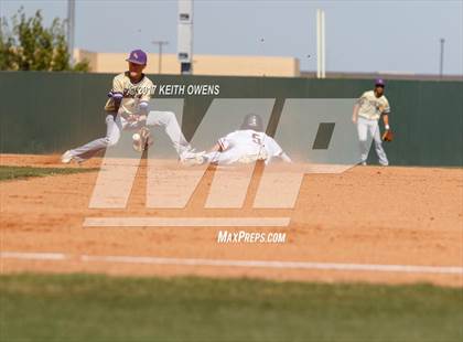 Thumbnail 1 in Denton @ Aledo (UIL 5A Region1 Bi-District Playoff) photogallery.