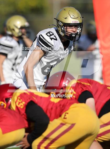 Thumbnail 1 in El Dorado @ Esperanza photogallery.