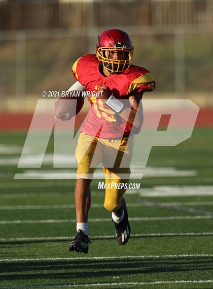 Thumbnail 2 in El Dorado @ Esperanza photogallery.