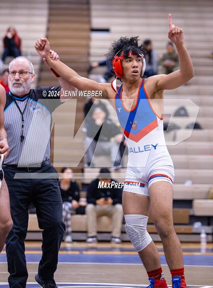 Thumbnail 1 in Valley vs Chaparral photogallery.