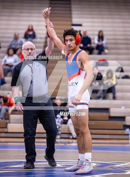 Thumbnail 3 in Valley vs Chaparral photogallery.