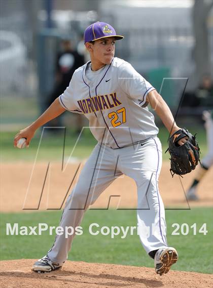 Thumbnail 1 in Norwalk vs Narbonne (St. Paul Tournament) photogallery.