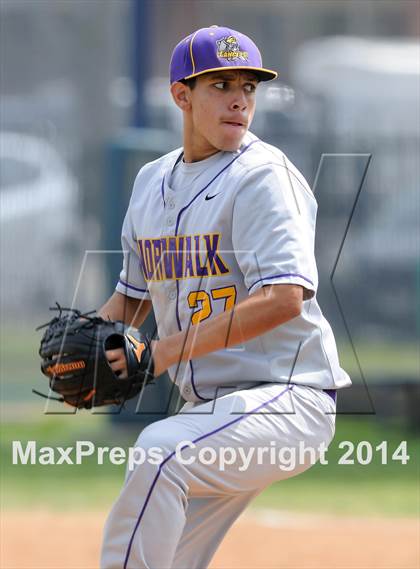 Thumbnail 1 in Norwalk vs Narbonne (St. Paul Tournament) photogallery.