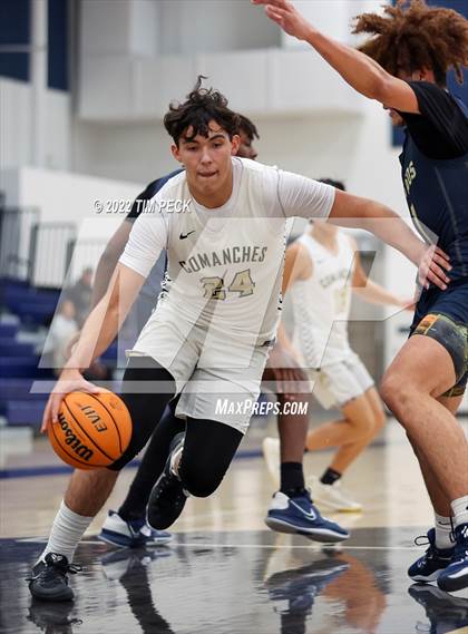 Thumbnail 1 in Canyon vs. Los Osos photogallery.