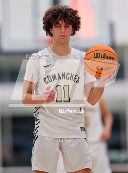 Thumbnail 3 in Canyon vs. Los Osos photogallery.