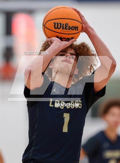 Thumbnail 3 in Canyon vs. Los Osos photogallery.