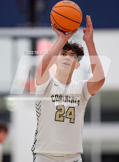 Thumbnail 2 in Canyon vs. Los Osos photogallery.