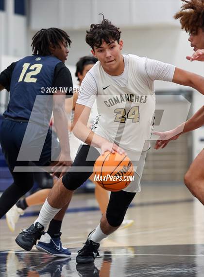 Thumbnail 2 in Canyon vs. Los Osos photogallery.