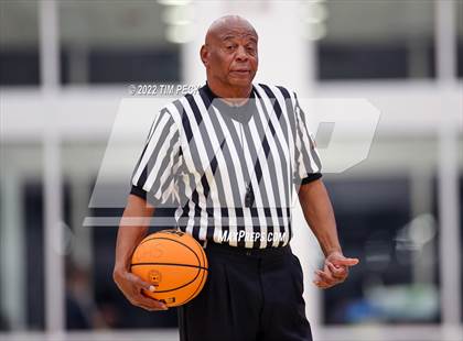Thumbnail 1 in Canyon vs. Los Osos photogallery.