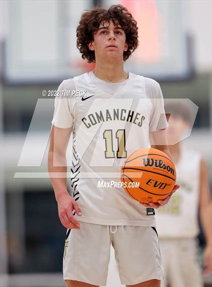 Thumbnail 2 in Canyon vs. Los Osos photogallery.