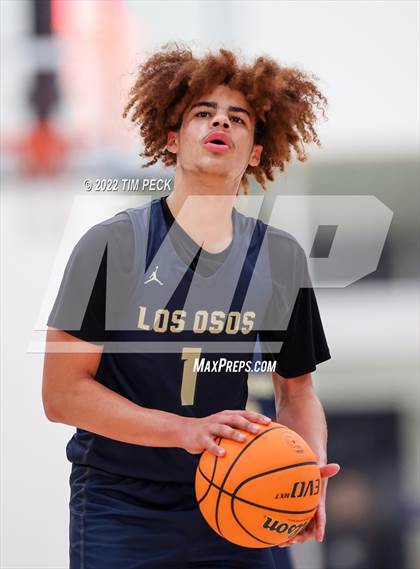Thumbnail 1 in Canyon vs. Los Osos photogallery.