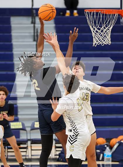 Thumbnail 3 in Canyon vs. Los Osos photogallery.