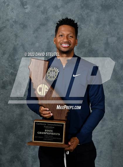 Thumbnail 1 in Notre Dame (SO) (CIF State D1 Award Photos) photogallery.