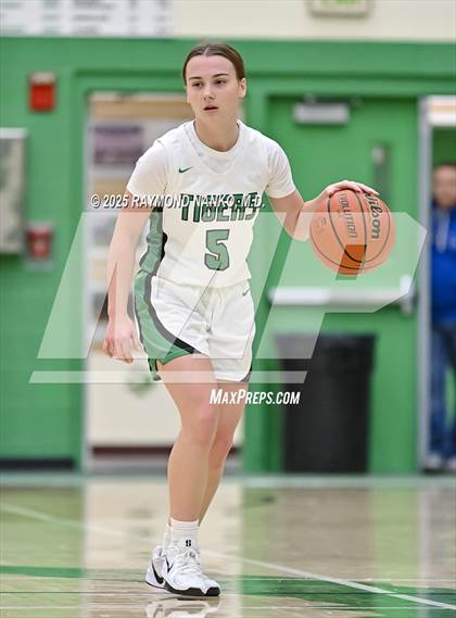 Thumbnail 1 in Shelbyville @ Yorktown  photogallery.