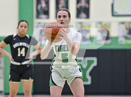 Thumbnail 1 in Shelbyville @ Yorktown  photogallery.