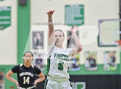 Thumbnail 1 in Shelbyville @ Yorktown  photogallery.
