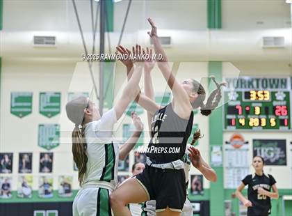 Thumbnail 3 in Shelbyville @ Yorktown  photogallery.