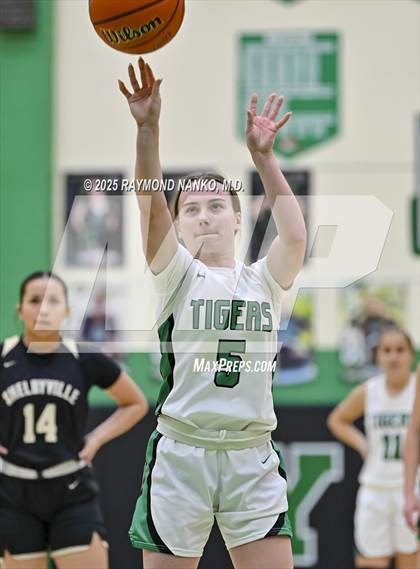 Thumbnail 3 in Shelbyville @ Yorktown  photogallery.