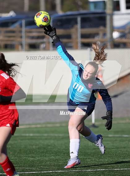 Thumbnail 2 in T.C. Roberson vs. Charlotte Catholic photogallery.