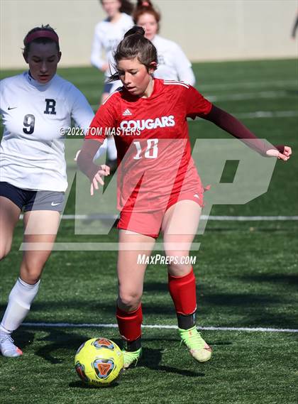 Thumbnail 2 in T.C. Roberson vs. Charlotte Catholic photogallery.