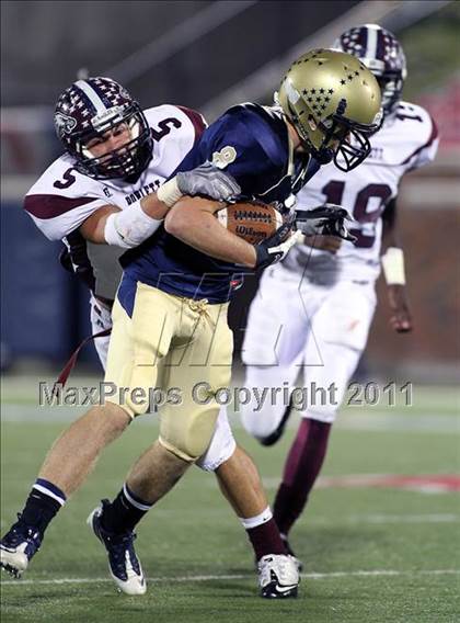 Thumbnail 2 in Rowlett vs. Dallas Jesuit (5A Region 2 Bi-District Playoffs) photogallery.