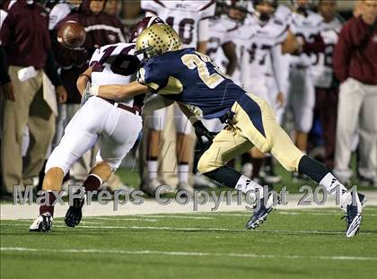 Thumbnail 2 in Rowlett vs. Dallas Jesuit (5A Region 2 Bi-District Playoffs) photogallery.