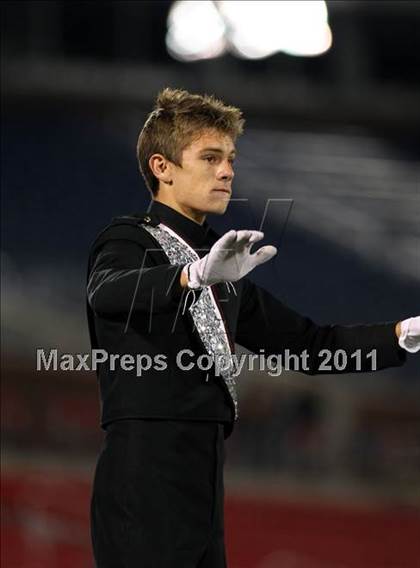 Thumbnail 1 in Rowlett vs. Dallas Jesuit (5A Region 2 Bi-District Playoffs) photogallery.