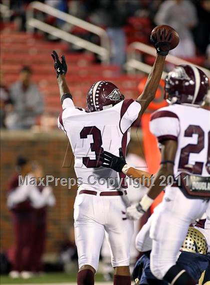 Thumbnail 1 in Rowlett vs. Dallas Jesuit (5A Region 2 Bi-District Playoffs) photogallery.