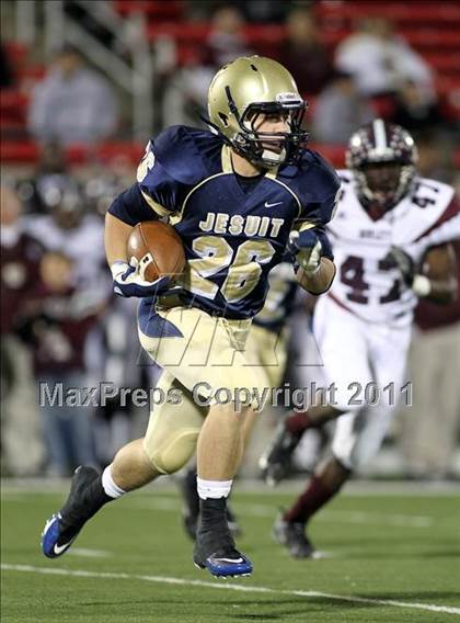 Thumbnail 3 in Rowlett vs. Dallas Jesuit (5A Region 2 Bi-District Playoffs) photogallery.