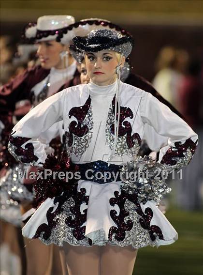 Thumbnail 3 in Rowlett vs. Dallas Jesuit (5A Region 2 Bi-District Playoffs) photogallery.
