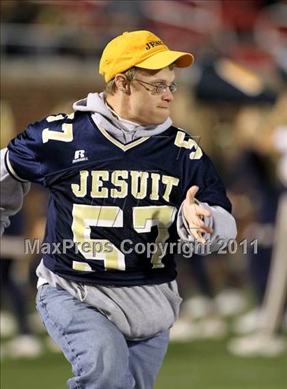 Thumbnail 2 in Rowlett vs. Dallas Jesuit (5A Region 2 Bi-District Playoffs) photogallery.