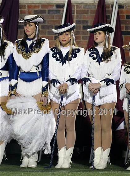 Thumbnail 1 in Rowlett vs. Dallas Jesuit (5A Region 2 Bi-District Playoffs) photogallery.