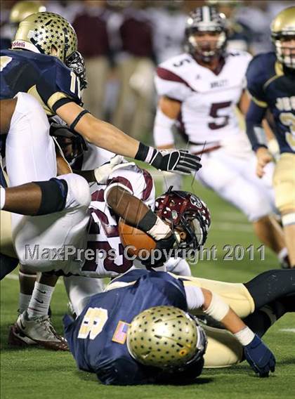Thumbnail 1 in Rowlett vs. Dallas Jesuit (5A Region 2 Bi-District Playoffs) photogallery.