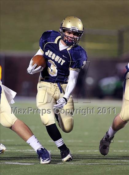 Thumbnail 3 in Rowlett vs. Dallas Jesuit (5A Region 2 Bi-District Playoffs) photogallery.