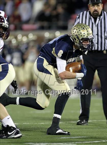 Thumbnail 1 in Rowlett vs. Dallas Jesuit (5A Region 2 Bi-District Playoffs) photogallery.
