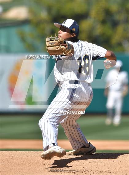 Thumbnail 3 in Segerstrom vs. Anaheim photogallery.