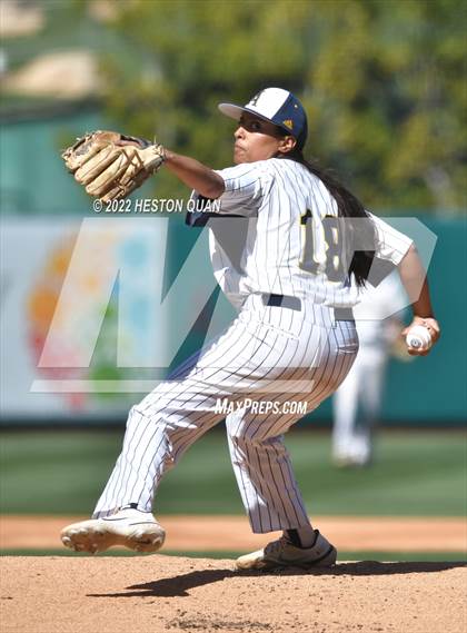 Thumbnail 1 in Segerstrom vs. Anaheim photogallery.