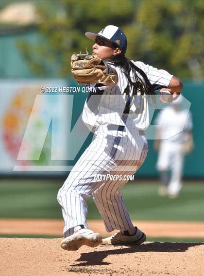 Thumbnail 1 in Segerstrom vs. Anaheim photogallery.