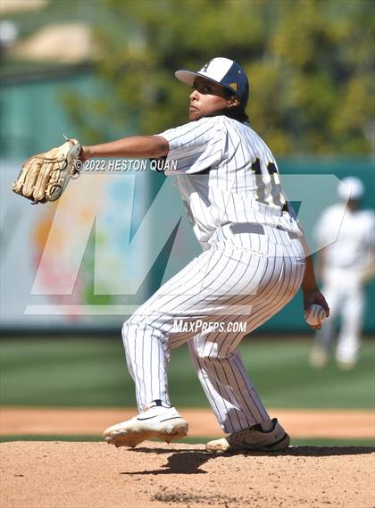 Thumbnail 2 in Segerstrom vs. Anaheim photogallery.