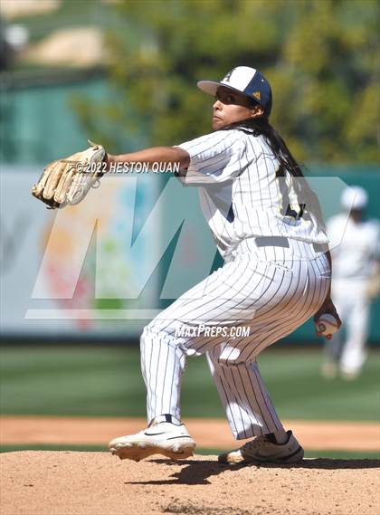 Thumbnail 3 in Segerstrom vs. Anaheim photogallery.