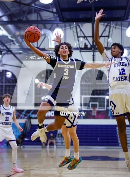 Thumbnail 2 in North Broward Prep vs Union Catholic (Miami Holiday Invitational) photogallery.
