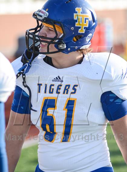 Thumbnail 2 in Leonard vs Cisco (UIL 2A Semifinals) photogallery.