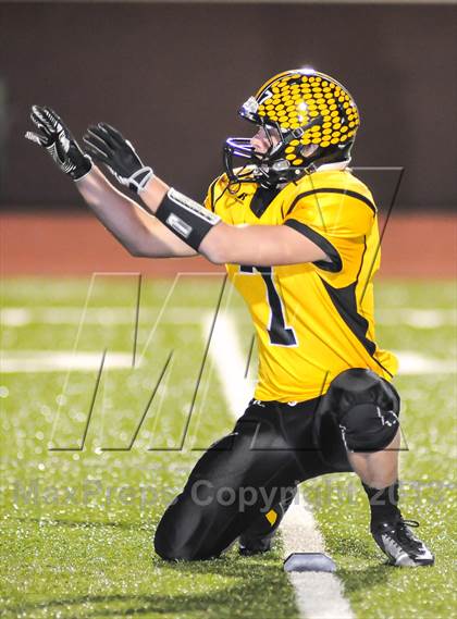 Thumbnail 1 in Leonard vs Cisco (UIL 2A Semifinals) photogallery.