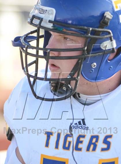 Thumbnail 1 in Leonard vs Cisco (UIL 2A Semifinals) photogallery.
