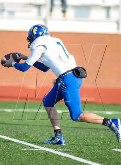 Thumbnail 3 in Leonard vs Cisco (UIL 2A Semifinals) photogallery.