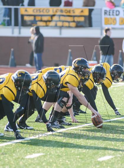 Thumbnail 2 in Leonard vs Cisco (UIL 2A Semifinals) photogallery.