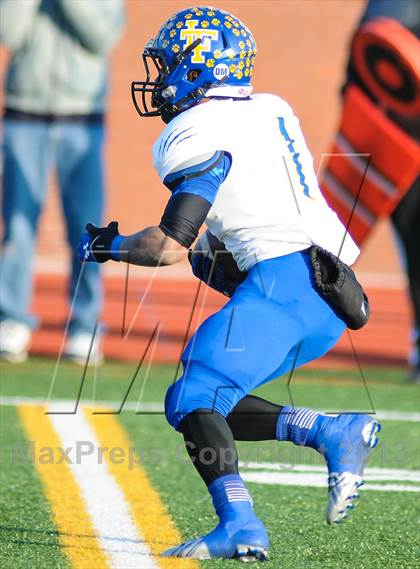 Thumbnail 1 in Leonard vs Cisco (UIL 2A Semifinals) photogallery.