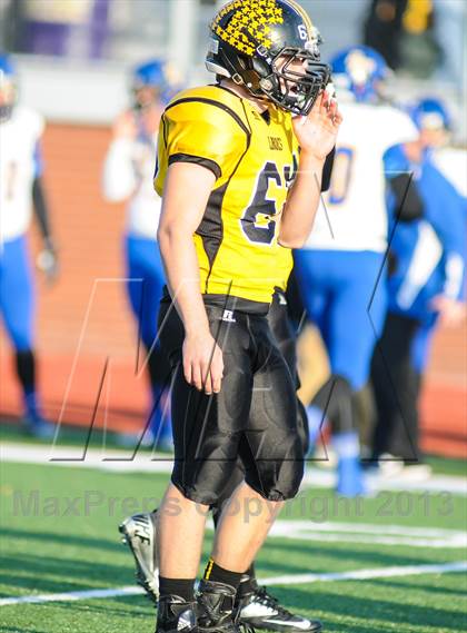 Thumbnail 3 in Leonard vs Cisco (UIL 2A Semifinals) photogallery.