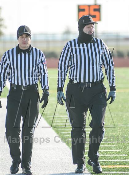 Thumbnail 1 in Leonard vs Cisco (UIL 2A Semifinals) photogallery.