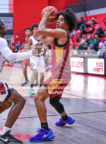 Thumbnail 2 in Wyoming Valley West @ Reading (Reading Holiday Tournament) photogallery.